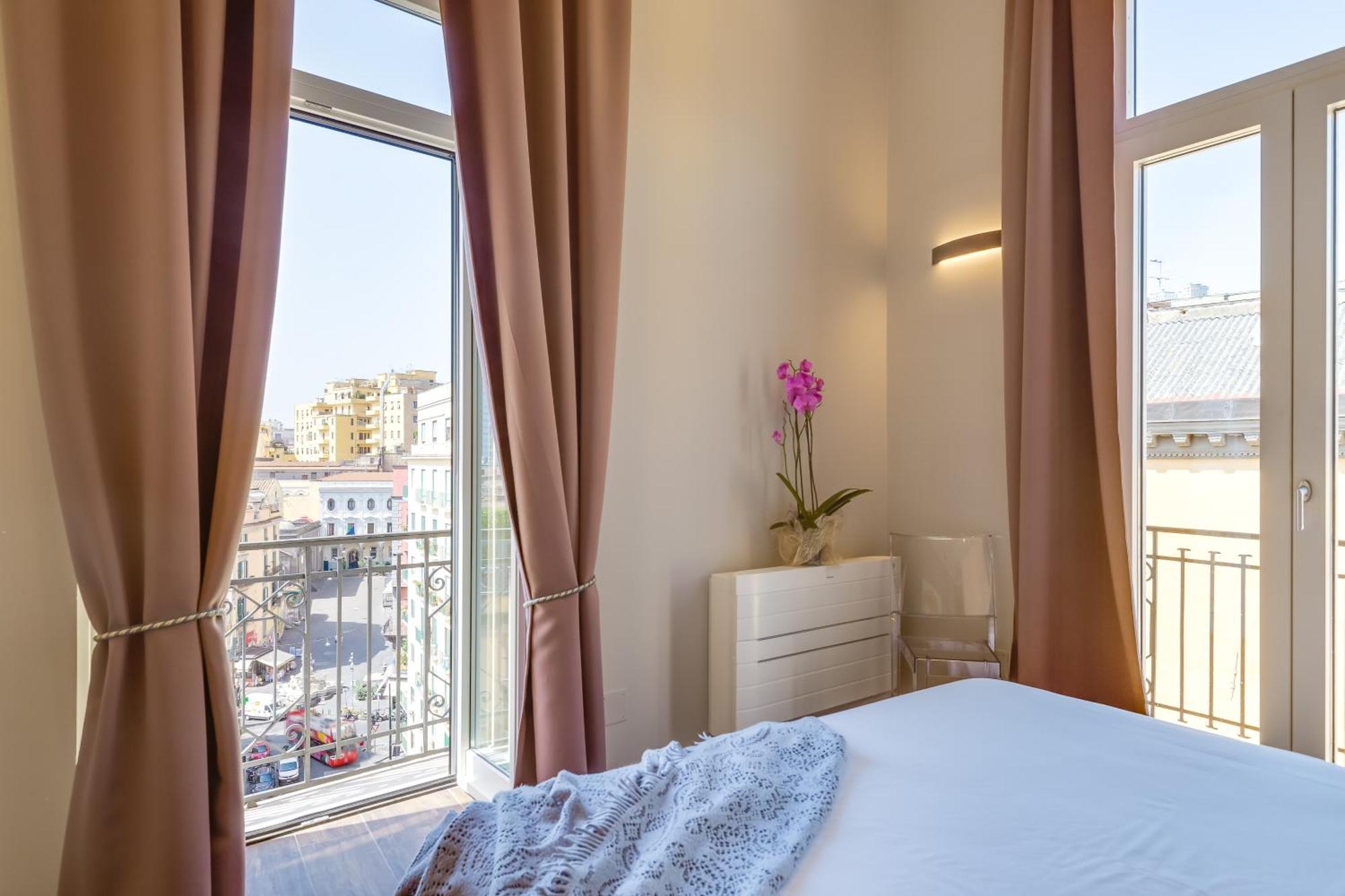 Residenza Trinita Maggiore Неаполь Экстерьер фото